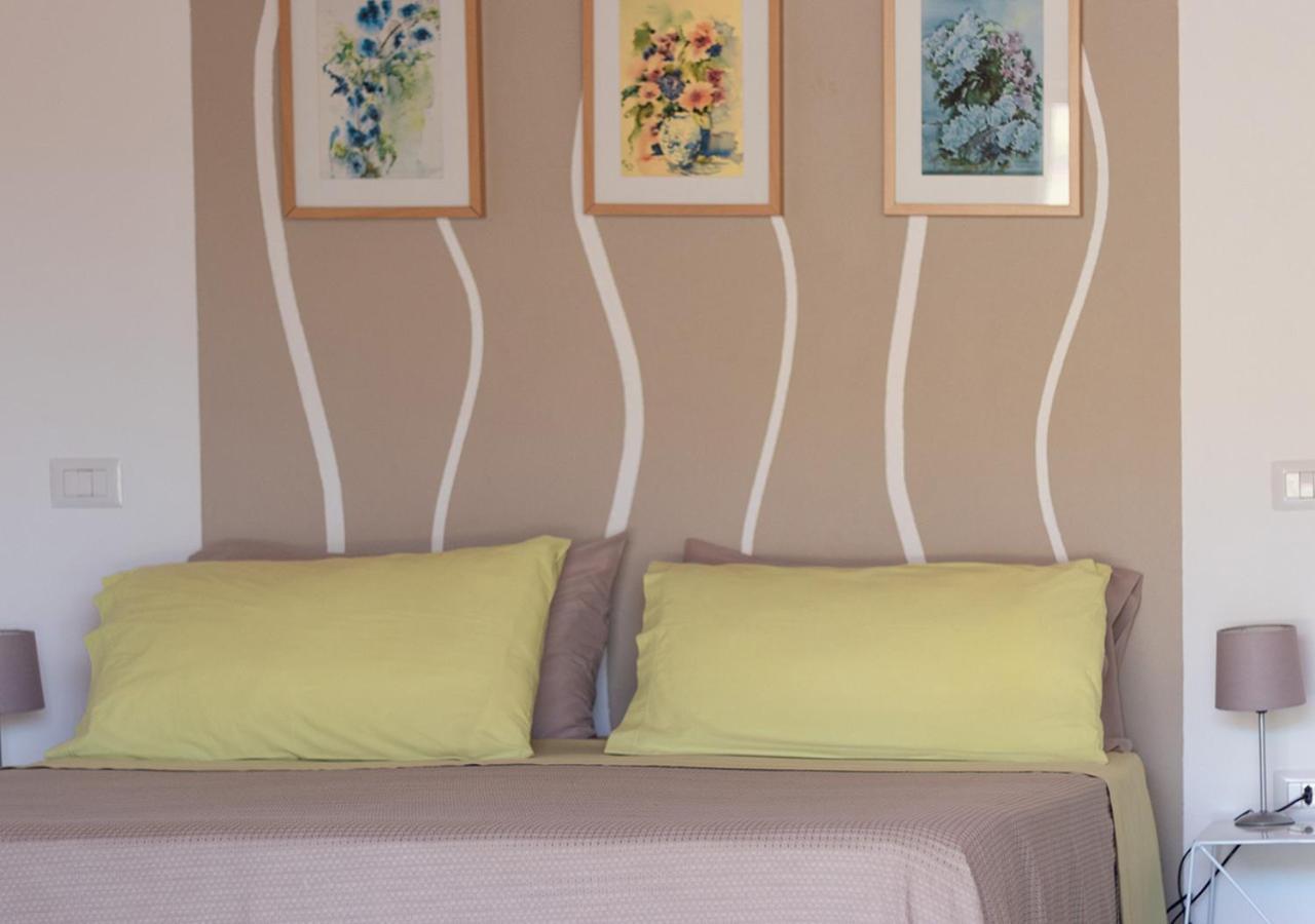 Sa Guardia De Ferricci Bed & Breakfast Solanas  Exterior photo